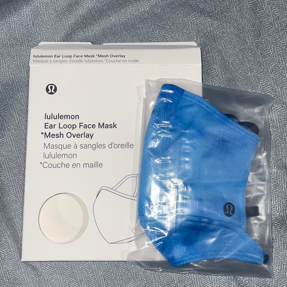 Lululemon Face Mask NWT - Picture 1 of 2